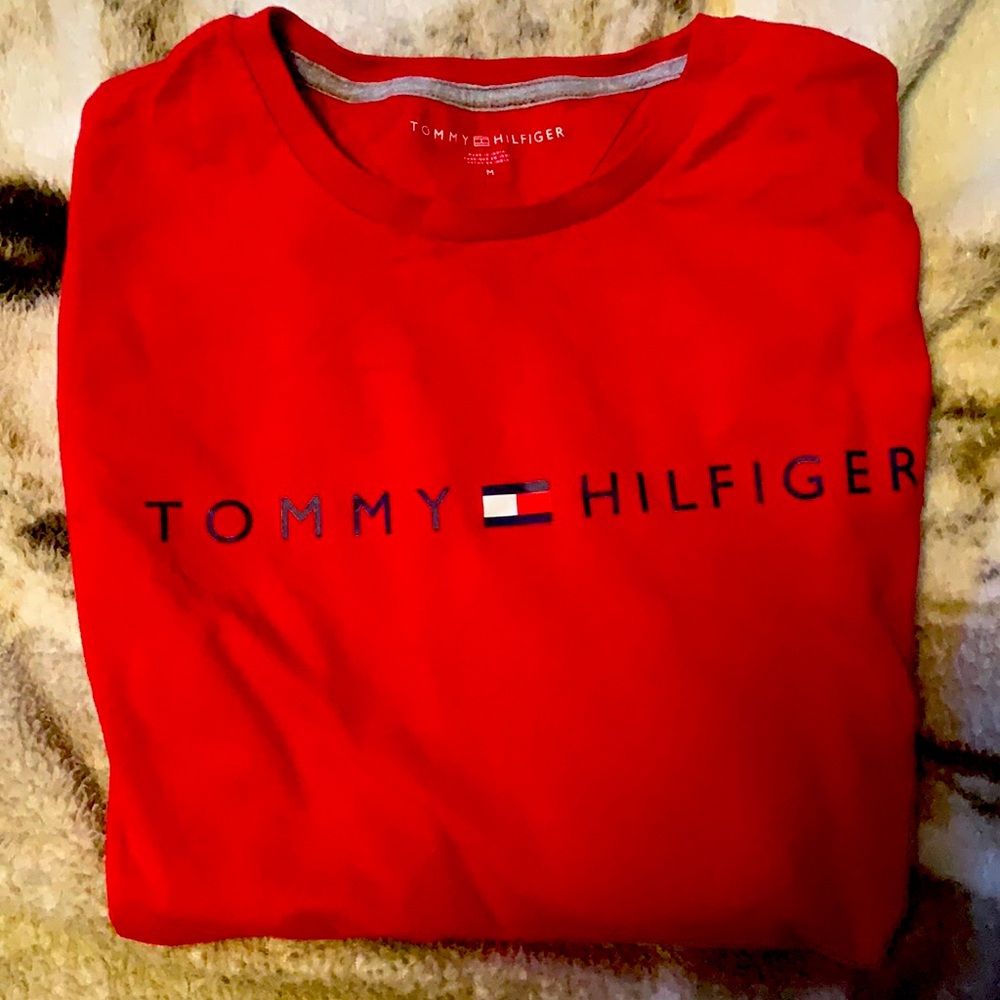 Tommy Hilfiger long sleeve T